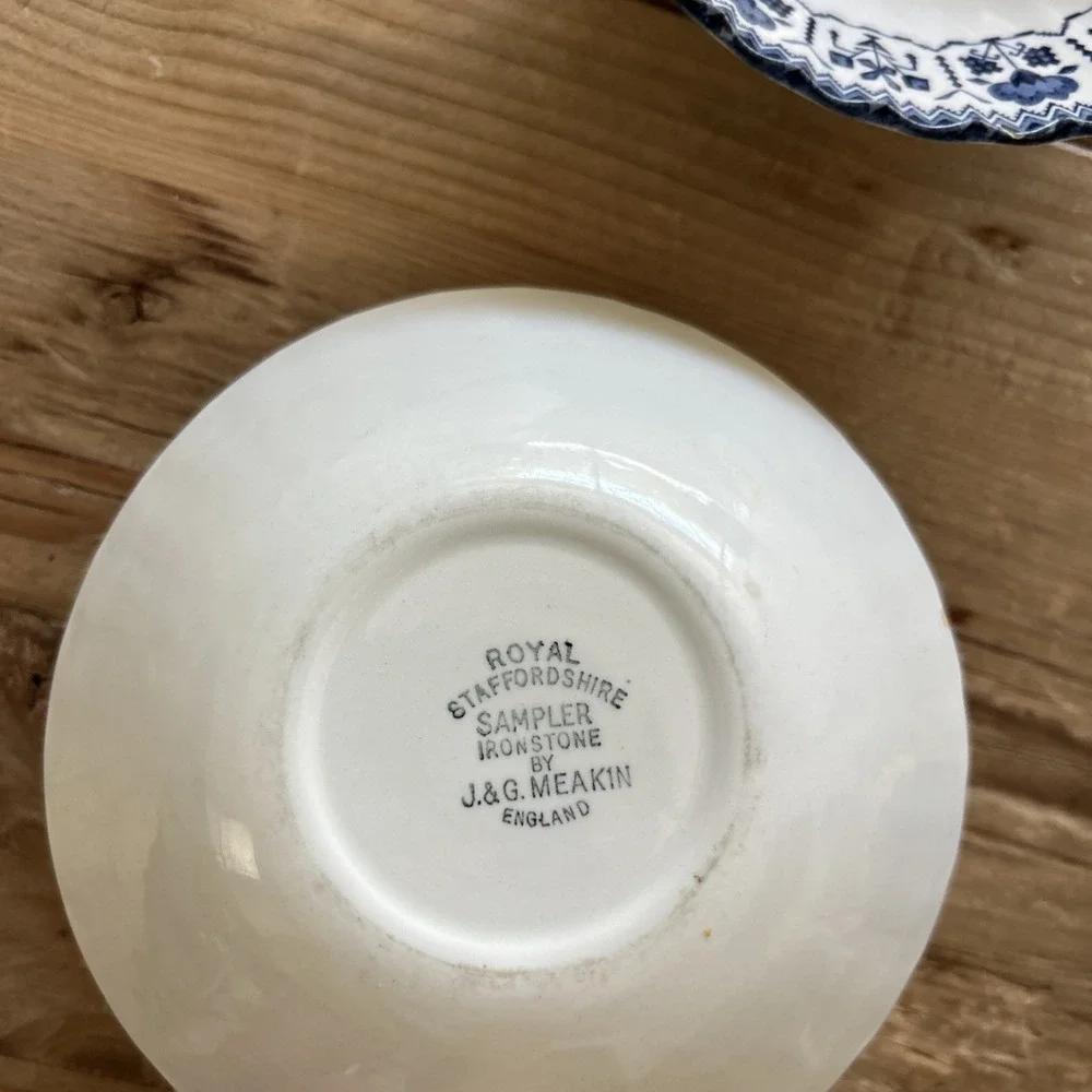 Lot Of 2 J&G Meakin Royal Staffordshire Bowl 6 1/2